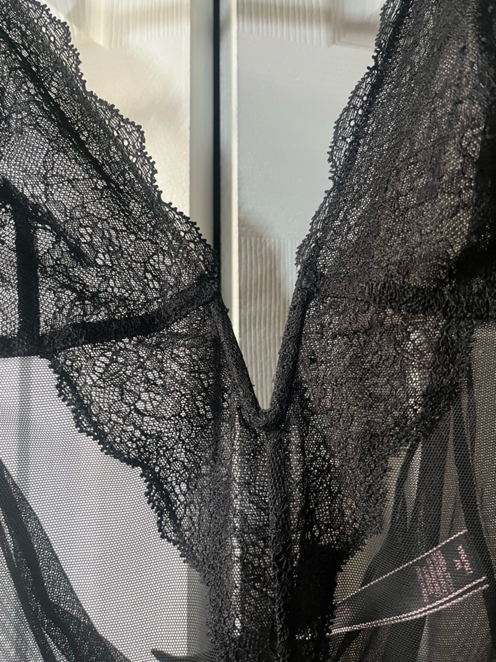 Victoria’s Secret black lace teddy size Medium - Picture 4 of 12